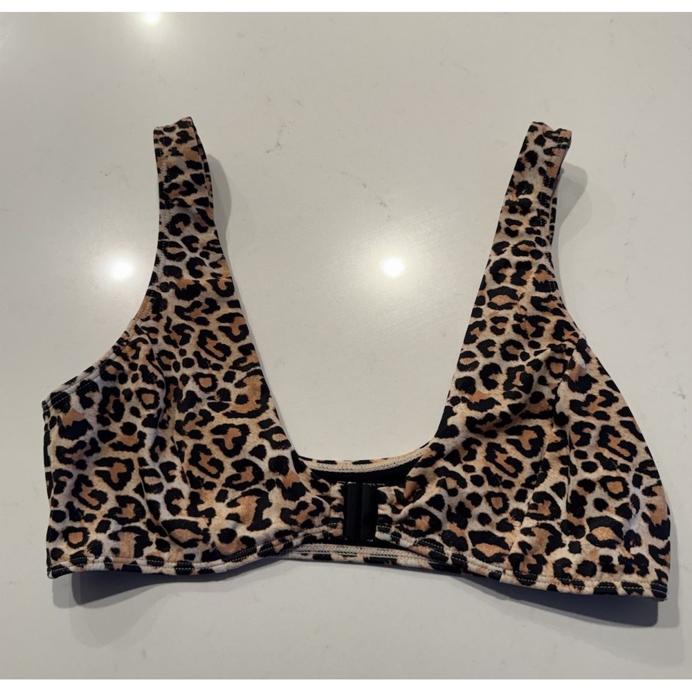 Kendall & Kylie Leopard Bikini Top Size Small Animal Print Vacation Festival